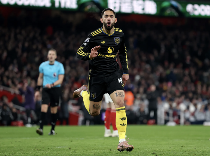 Ghi b&agrave;n hạ gục Arsenal, Cunha c&oacute; nguy cơ nhận &aacute;n phạt nặng - Ảnh 1.