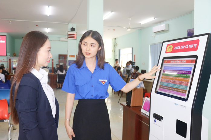 Tiền lương, t&agrave;i sản của c&aacute;n bộ, c&ocirc;ng chức được quản l&yacute; online - Ảnh 1.