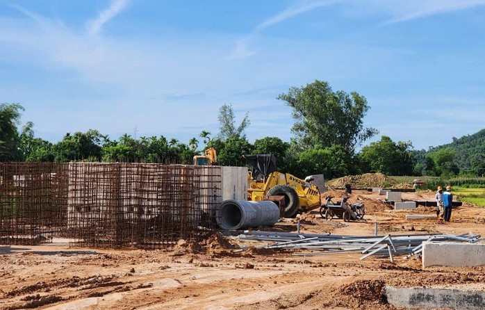 Nhiều dự &aacute;n giao th&ocirc;ng trọng điểm chậm tiến độ - Ảnh 1.