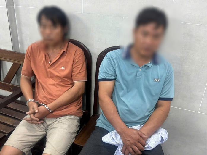 C&ocirc;ng an TPHCM điều tra vụ trộm thi&ecirc;n nga trắng ở Thảo Cầm Vi&ecirc;n S&agrave;i G&ograve;n - Ảnh 1.