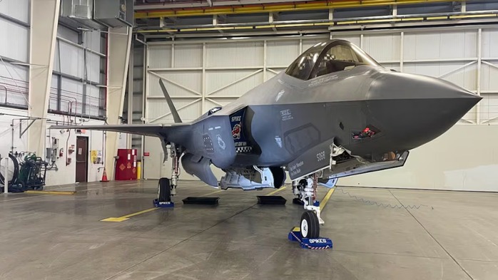 Mỹ dọa siết chặt kiểm so&aacute;t kh&ocirc;ng phận Canada nếu thương vụ F-35 đổ vỡ - Ảnh 1.