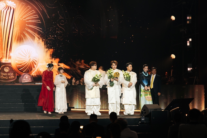 DTAP lập c&uacute; đ&uacute;p tại Tinh hoa Việt m&ugrave;a đầu ti&ecirc;n  - Ảnh 2.