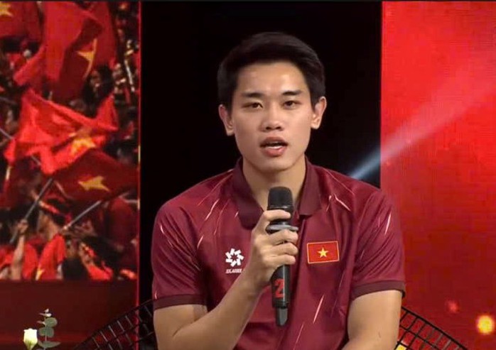 "Đ&igrave;nh Bắc - Văn B&igrave;nh - Quốc Cường&rdquo; n&oacute;i g&igrave; về h&igrave;nh mẫu bạn g&aacute;i - Ảnh 2.