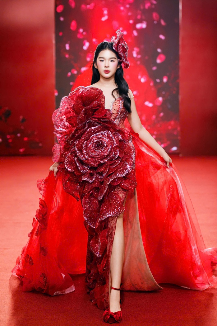 Con g&aacute;i Xu&acirc;n Lan, b&eacute; Thỏ, l&agrave;m nh&agrave; thiết kế ở tuổi 12  - Ảnh 8.