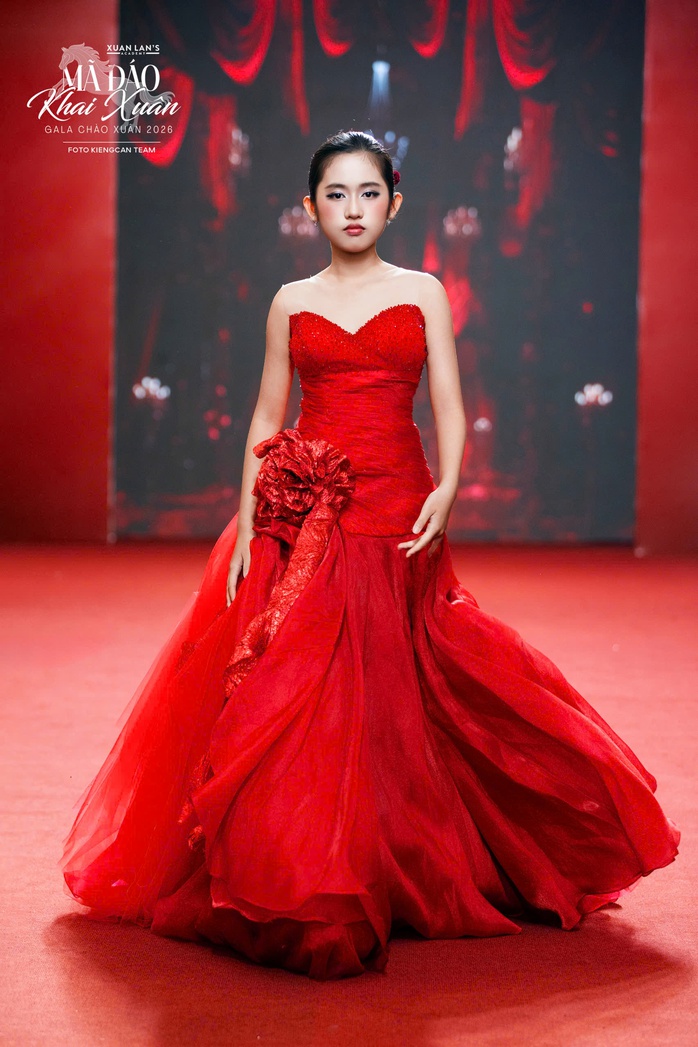 Con g&aacute;i Xu&acirc;n Lan, b&eacute; Thỏ, l&agrave;m nh&agrave; thiết kế ở tuổi 12  - Ảnh 6.