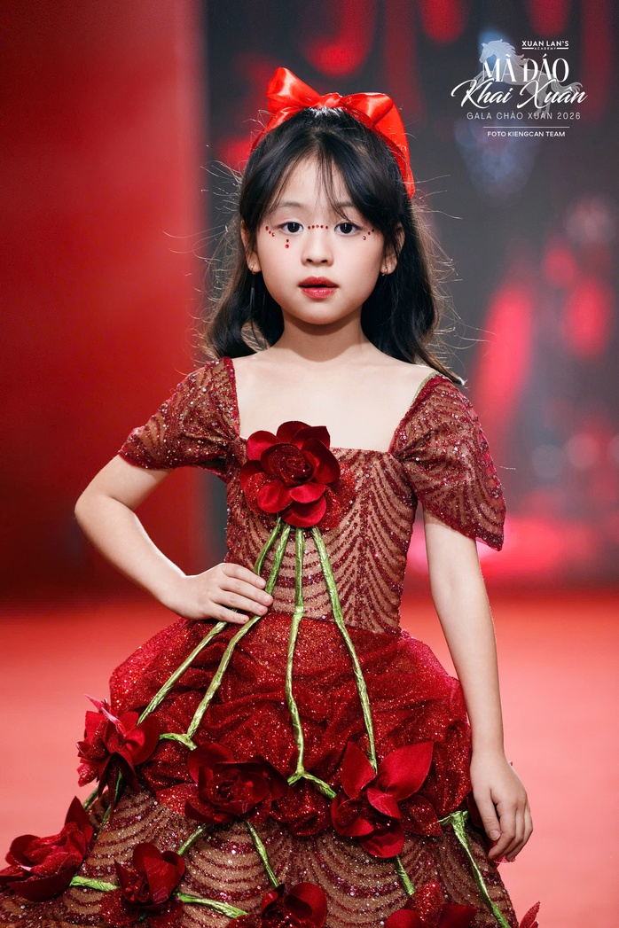 Con g&aacute;i Xu&acirc;n Lan, b&eacute; Thỏ, l&agrave;m nh&agrave; thiết kế ở tuổi 12  - Ảnh 3.