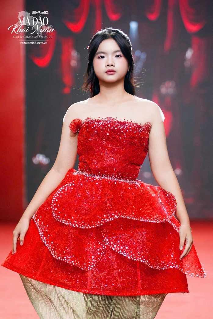 Con g&aacute;i Xu&acirc;n Lan, b&eacute; Thỏ, l&agrave;m nh&agrave; thiết kế ở tuổi 12  - Ảnh 4.