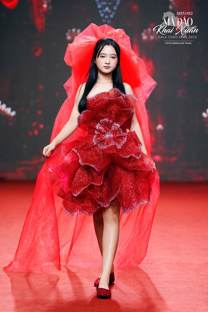 Con g&aacute;i Xu&acirc;n Lan, b&eacute; Thỏ, l&agrave;m nh&agrave; thiết kế ở tuổi 12  - Ảnh 5.