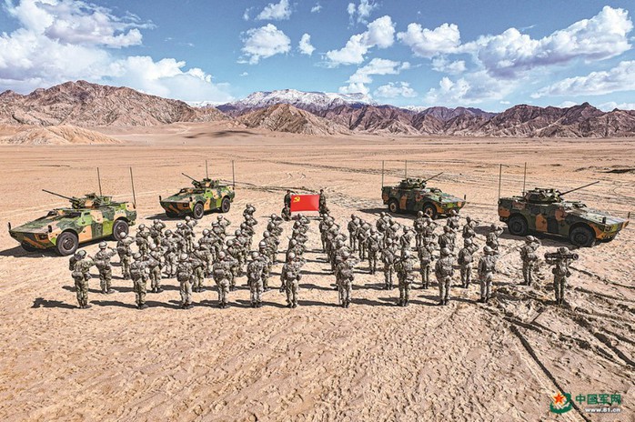 Th&ocirc;ng điệp đanh th&eacute;p từ tờ b&aacute;o qu&acirc;n đội Trung Quốc sau vụ điều tra c&aacute;c tướng lĩnh cấp cao - Ảnh 2.