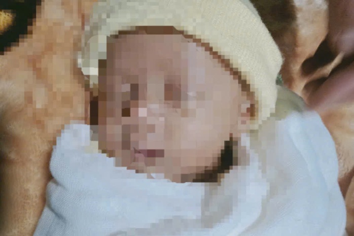 L&acirc;m Đồng: T&igrave;m th&acirc;n nh&acirc;n b&eacute; trai sơ sinh bị bỏ rơi b&ecirc;n đường - Ảnh 1.