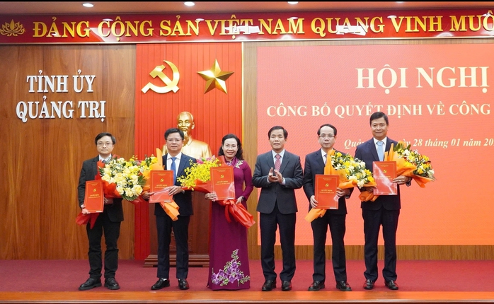 Điều động c&aacute;n bộ chủ chốt tại Quảng Trị năm 2026 để ph&aacute;t triển l&atilde;nh đạo mới - Ảnh 1.