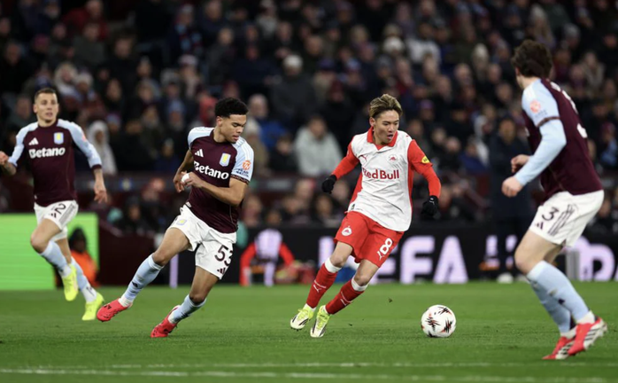 Aston Villa ngược d&ograve;ng kịch t&iacute;nh, đoạt &aacute; qu&acirc;n v&ograve;ng bảng Europa League - Ảnh 1.