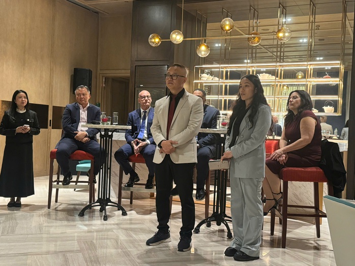 Liên đoàn Quyền Anh quốc tế "nhập gia không tùy tục" - Ảnh 3.