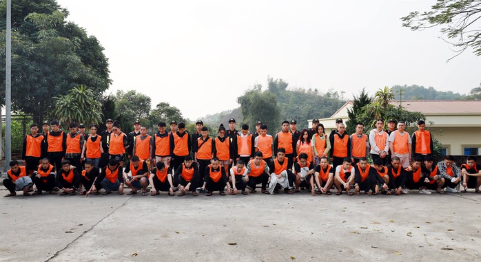 Cận cảnh kh&aacute;m x&eacute;t, bắt giữ băng nh&oacute;m chiếm đoạt hơn 300 tỉ đồng của h&agrave;ng ng&agrave;n người - Ảnh 7.