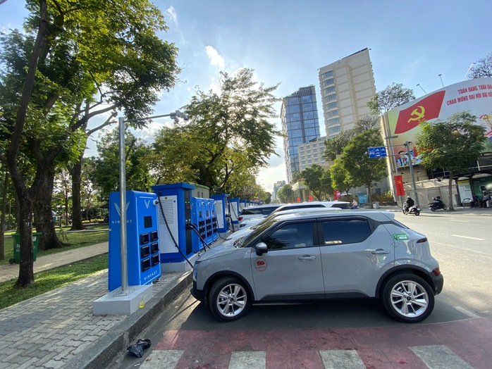 - Ảnh 4. - Ảnh 4.