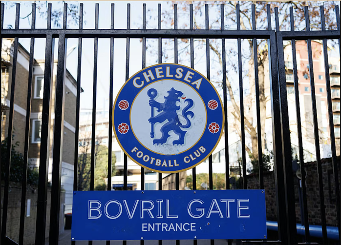 CĐV Chelsea l&ecirc;n kế hoạch biểu t&igrave;nh phản đối giới chủ đội b&oacute;ng - Ảnh 2.