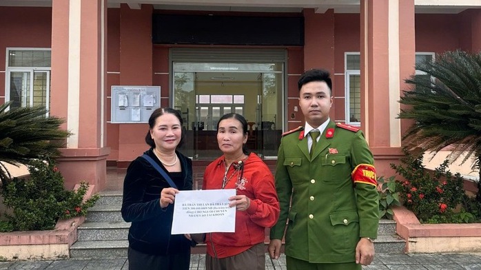 Người phụ nữ 53 tuổi nhờ Công an tìm người chuyển nhầm số tiền lớn - Ảnh 1. Người phụ nữ 53 tuổi nhờ Công an tìm người chuyển nhầm số tiền lớn - Ảnh 1.