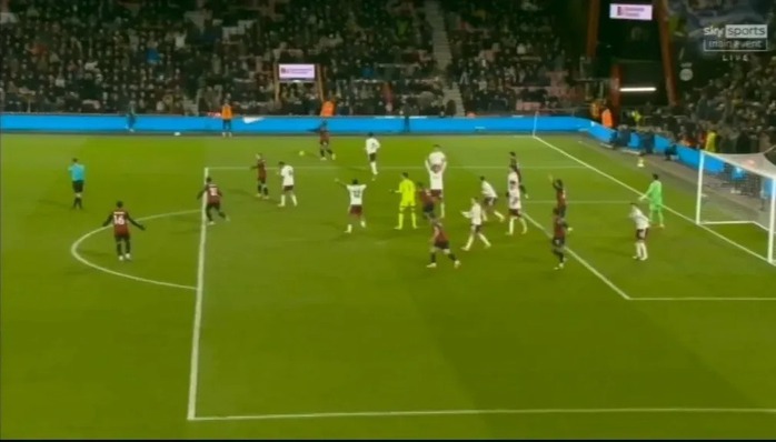  Khoảnh khắc Declan Rice &ldquo;giật&rdquo; chức v&ocirc; địch Ngoại hạng Anh cho Arsenal   - Ảnh 7.