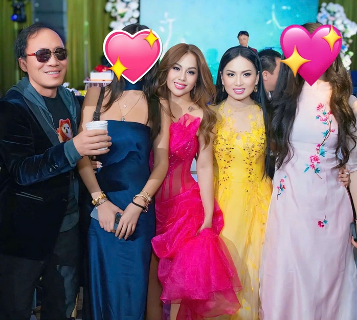 Hà Phương rạng rỡ đầm vàng, "đọ dáng" cùng Minh Tuyết - Ảnh 8.