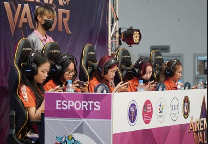 Thể thao điện tử TP HCM: Định hướng ph&aacute;t triển bền vững giai đoạn mới - Ảnh 2.