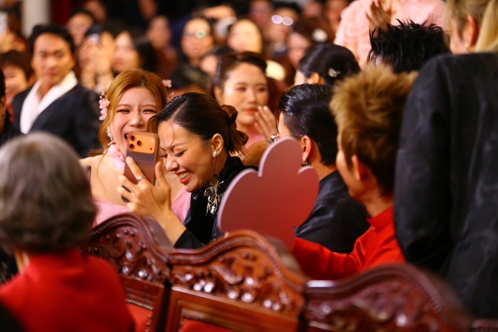 Chồng sắp cưới Băng Di hạnh ph&uacute;c khi c&ocirc; thắng Mai V&agrave;ng - Ảnh 3.