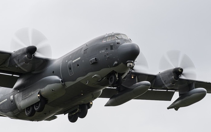 Mỹ và Iran cùng “dằn mặt” lẫn nhau - Ảnh 1.