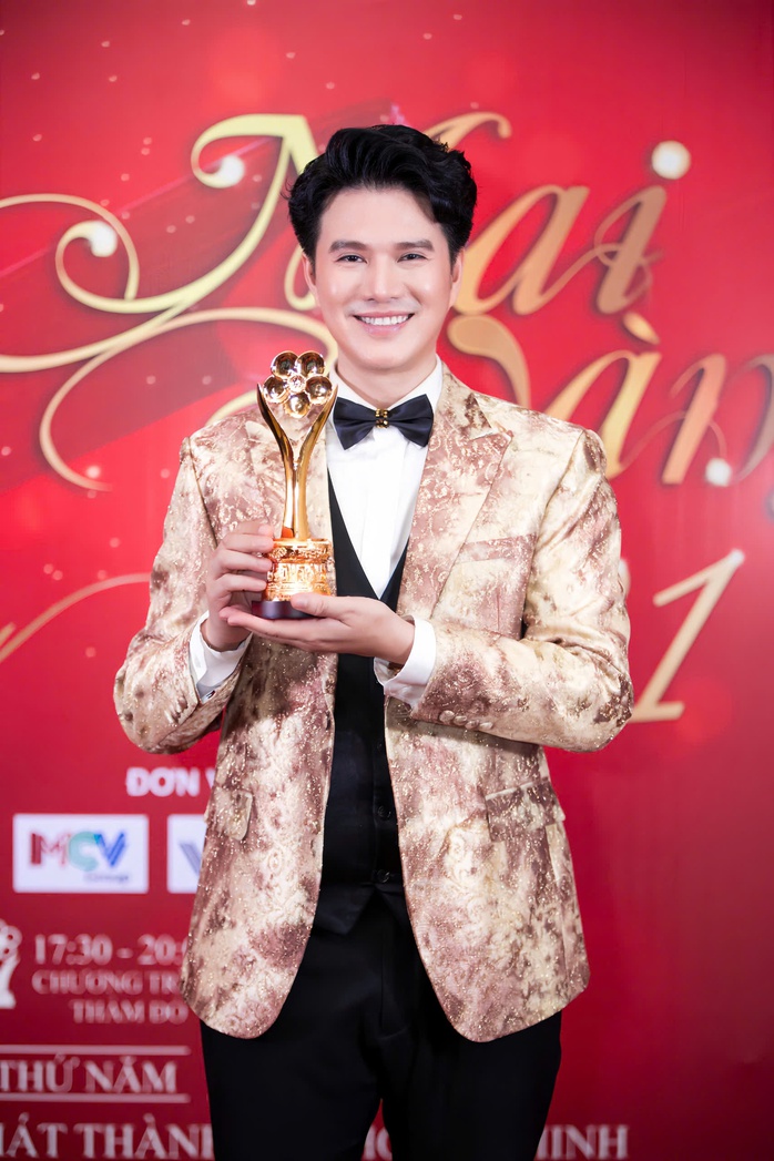Vũ Mạnh Cường: "Thắng giải Mai V&agrave;ng kh&ocirc;ng phải l&agrave; ăn may"  - Ảnh 1.