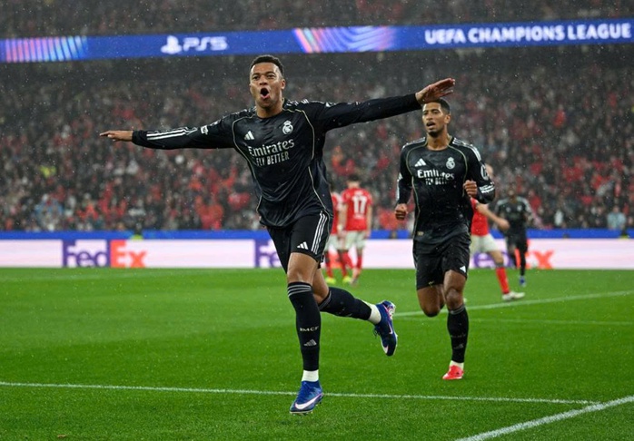 Play-off Champions League: Real Madrid tái đấu Benfica, PSG đụng derby nước Pháp - Ảnh 2.