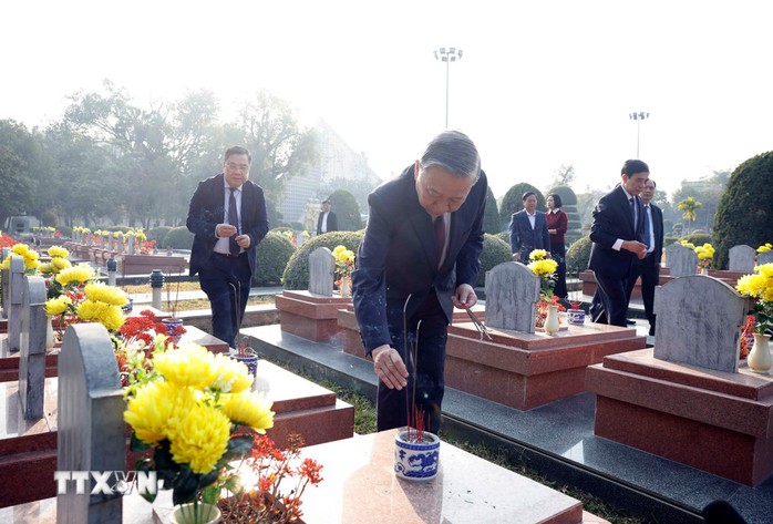 - Ảnh 7. - Ảnh 7.