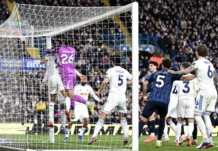 Thắng đậm Leeds United, Arsenal vững ngôi đầu Ngoại hạng - Ảnh 3.