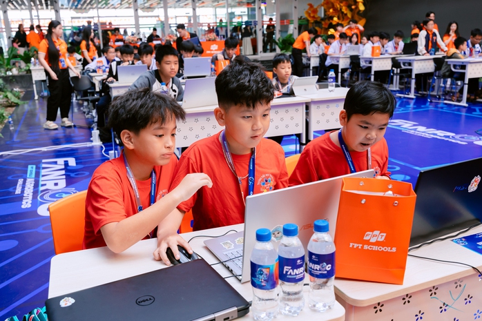 Trường mở ngày hội cho học sinh "được hỏi, được sai và được sửa sai" - Ảnh 1.