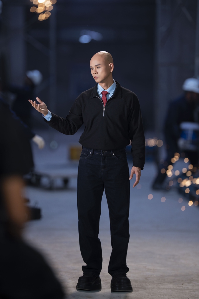 Phan Đinh T&ugrave;ng h&aacute;t cho người Việt xa xứ  - Ảnh 3.