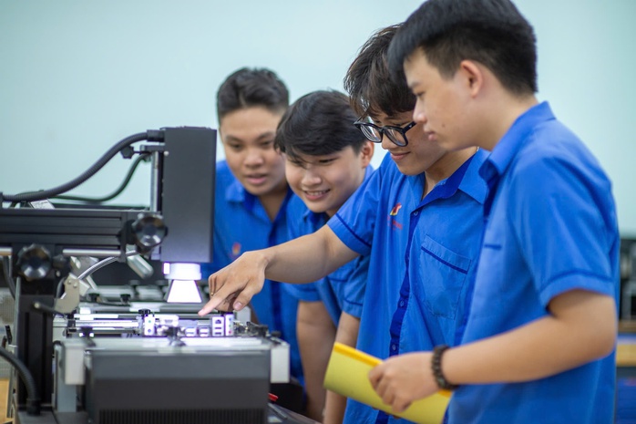 Bộ GD- ĐT c&ocirc;ng bố ti&ecirc;u ch&iacute; sắp xếp, tổ chức lại c&aacute;c trường đại học - Ảnh 1.