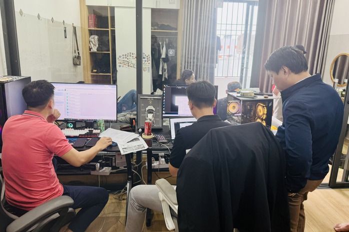 Triệt ph&aacute; đường d&acirc;y đ&aacute;nh bạc online 100 tỉ đồng ở Quảng Trị - Ảnh 2.