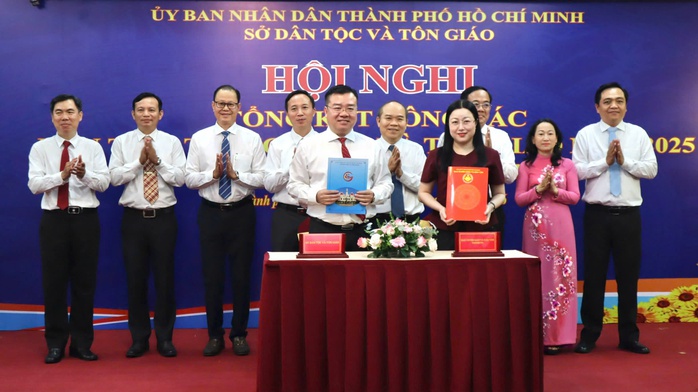 Nền tảng ph&aacute;t triển bền vững TP HCM - Ảnh 1.