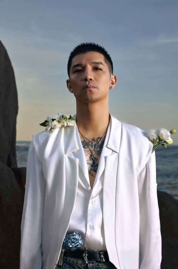 Cường Seven với m&agrave;n lột x&aacute;c ngoạn mục  - Ảnh 1.