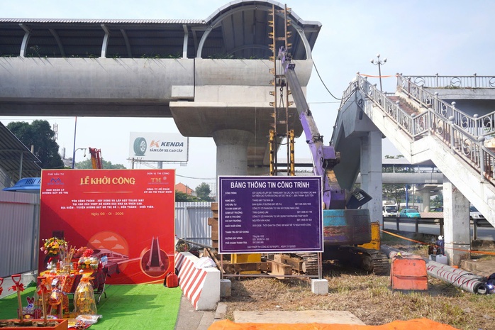 Khởi c&ocirc;ng lắp đặt thang m&aacute;y tại c&aacute;c cầu vượt Metro số 1 - Ảnh 3.