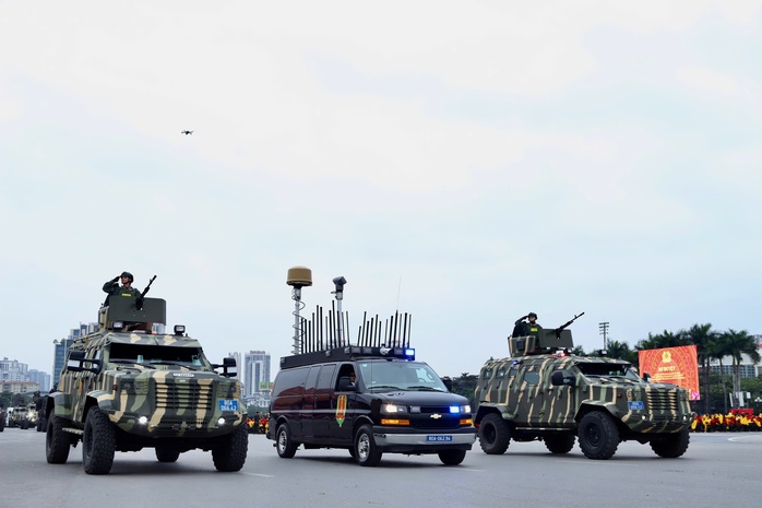 C&ocirc;ng an H&agrave; Nội diễn tập phương &aacute;n bảo vệ Đại hội XIV của Đảng - Ảnh 6.