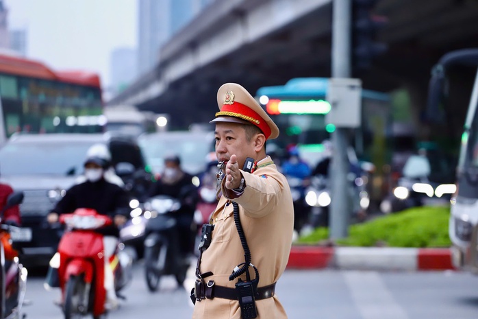 C&ocirc;ng an H&agrave; Nội diễn tập phương &aacute;n bảo vệ Đại hội XIV của Đảng - Ảnh 13.