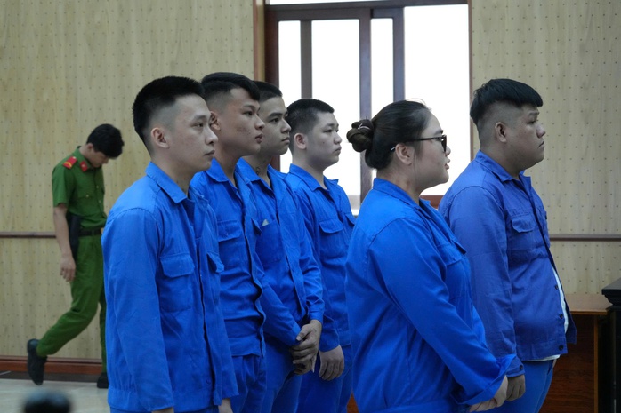 Nổ súng sau mâu thuẫn trên mạng xã hội, nhiều bị cáo lĩnh án - Ảnh 1.