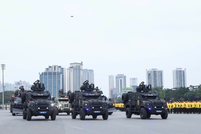 C&ocirc;ng an H&agrave; Nội diễn tập phương &aacute;n bảo vệ Đại hội XIV của Đảng - Ảnh 7.