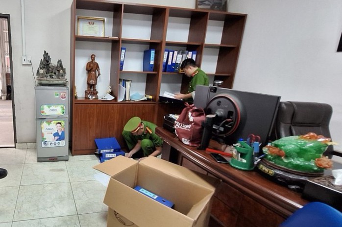 "Luật chơi" nghiệt ngã một thời của ngành đăng kiểm - Ảnh 1.