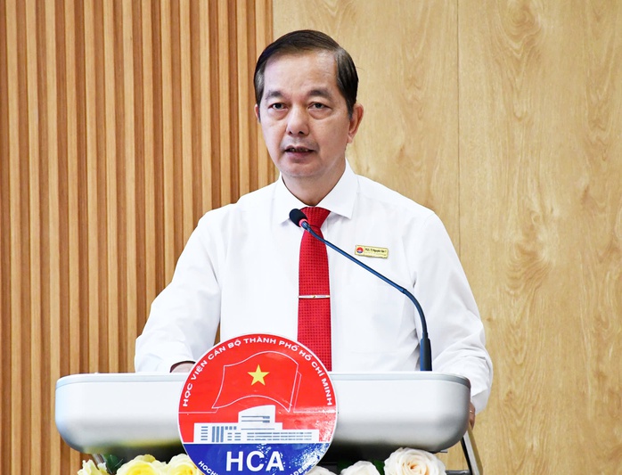 Kh&ocirc;ng đổi mới mạnh mẽ, gi&aacute;o dục - đ&agrave;o tạo TPHCM kh&oacute; tạo ra đột ph&aacute; - Ảnh 3.