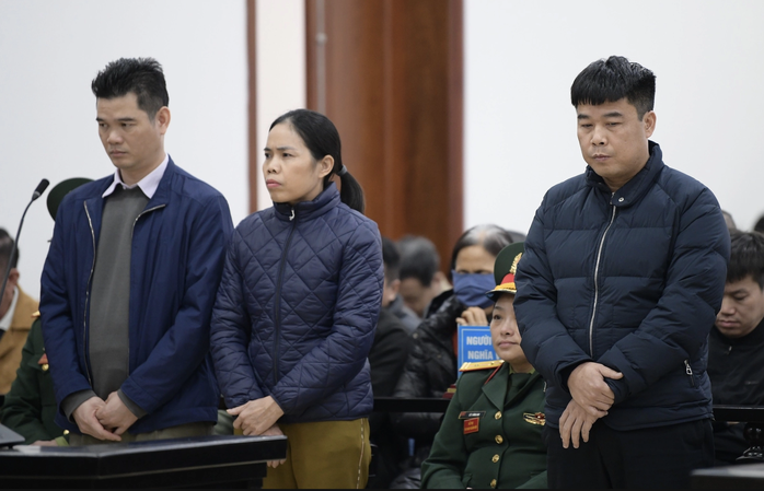 2 Cựu Chủ tịch tỉnh Kh&aacute;nh H&ograve;a v&agrave; cựu Thiếu tướng qu&acirc;n đội đối mặt &aacute;n t&ugrave; - Ảnh 1.