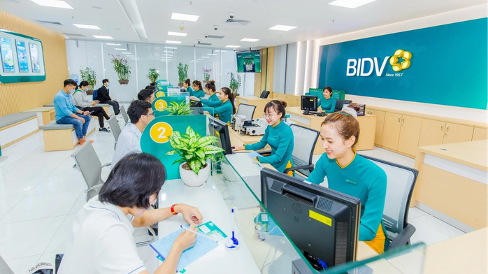 BIDV c&ocirc;ng bố l&atilde;i trước thuế 36 . 000 Tỉ đồng , dẫn đầu ng&agrave;nh ng&acirc;n h&agrave;ng Việt Nam - Ảnh 2.