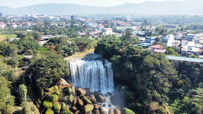 Nhìn Thác Voi mà tiếc - Ảnh 1.