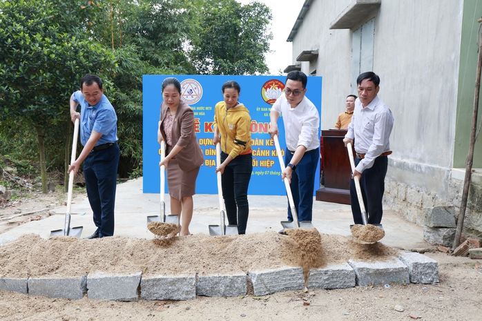 Yến s&agrave;o Kh&aacute;nh H&ograve;a x&acirc;y nh&agrave; Đại đo&agrave;n kết - Ảnh 2.