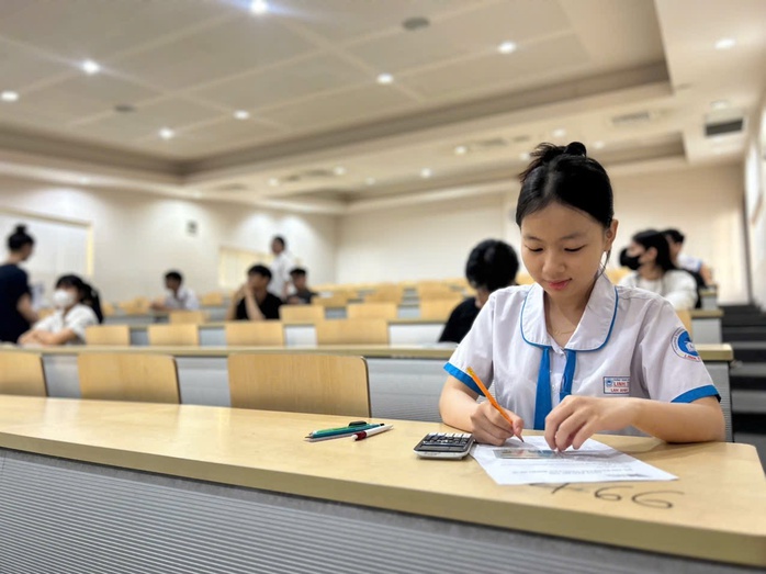 Trường ĐH Việt Nhật c&ocirc;ng bố 6 phương thức x&eacute;t tuyển - Ảnh 1.