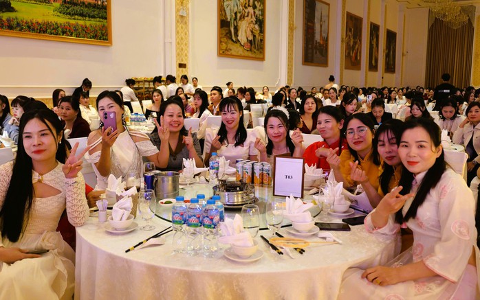 Một c&ocirc;ng ty chi 5 tỉ đồng, chọn nh&agrave; h&agrave;ng "VIP" tổ chức tất ni&ecirc;n cho 13.000 c&ocirc;ng nh&acirc;n - Ảnh 1.