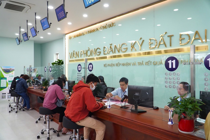 Văn ph&ograve;ng đăng k&yacute; đất đai kh&ocirc;ng chuyển về cấp x&atilde; - Ảnh 1.